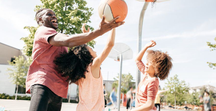 هل الأطفال حقا يجعل الزواج أقل سعادة؟