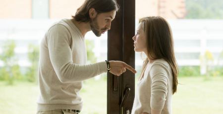 العنف المنزلي