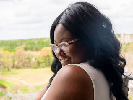 "اعتقدت أنني تعبت للتو من العمل كثيرًا": كيف أصبح إرهاق امرأة أكثر خطورة