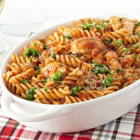 طاجن مكرونة بالفراخ