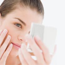 تأكدي من أن بشرتك رائعة الجمال دائماً