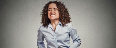 أطعمة لذيذة تخلصك من أعراض الإمساك المزعج