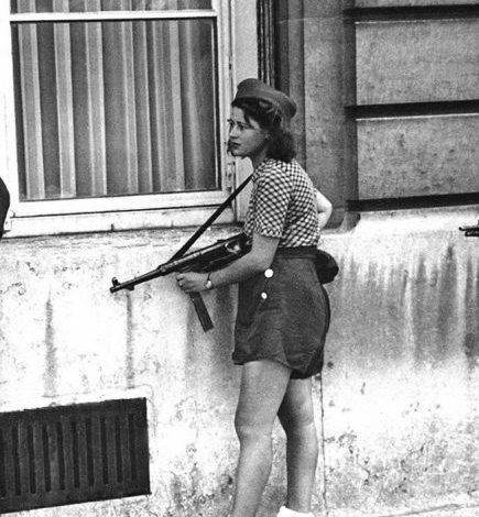 Simone Seqouin, aka Nicole Minet, is a former French Resistance
