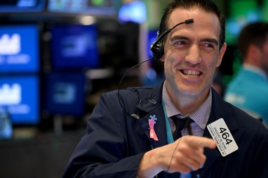 Dow jumps 347 points, continuing Wall Street’s coronavirus recovery