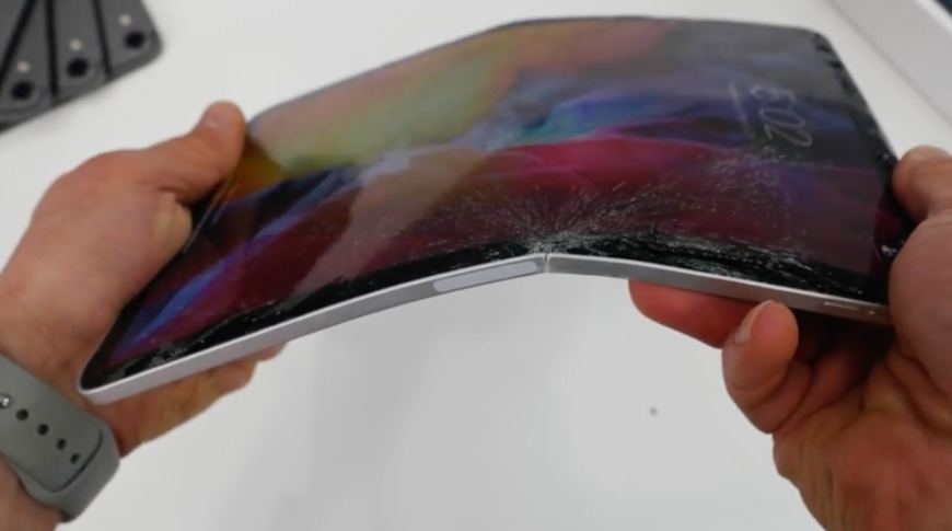 Unsurprisingly, a 2020 iPad Pro will bend if you try to break it
