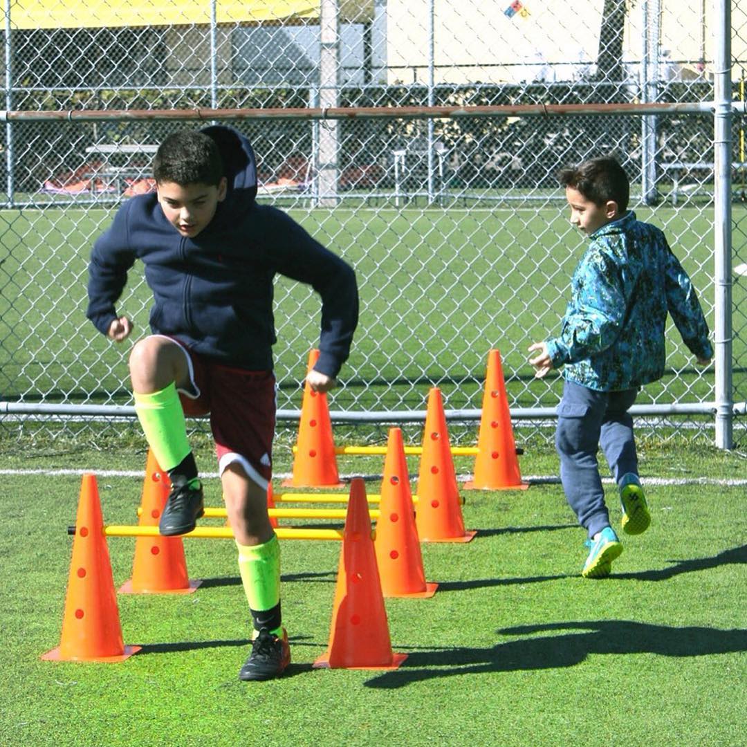 Clases de soccer para niños ️ SOCCER ACADEMY ¡Únete a nuestro Team! 🥅 Llámanos…