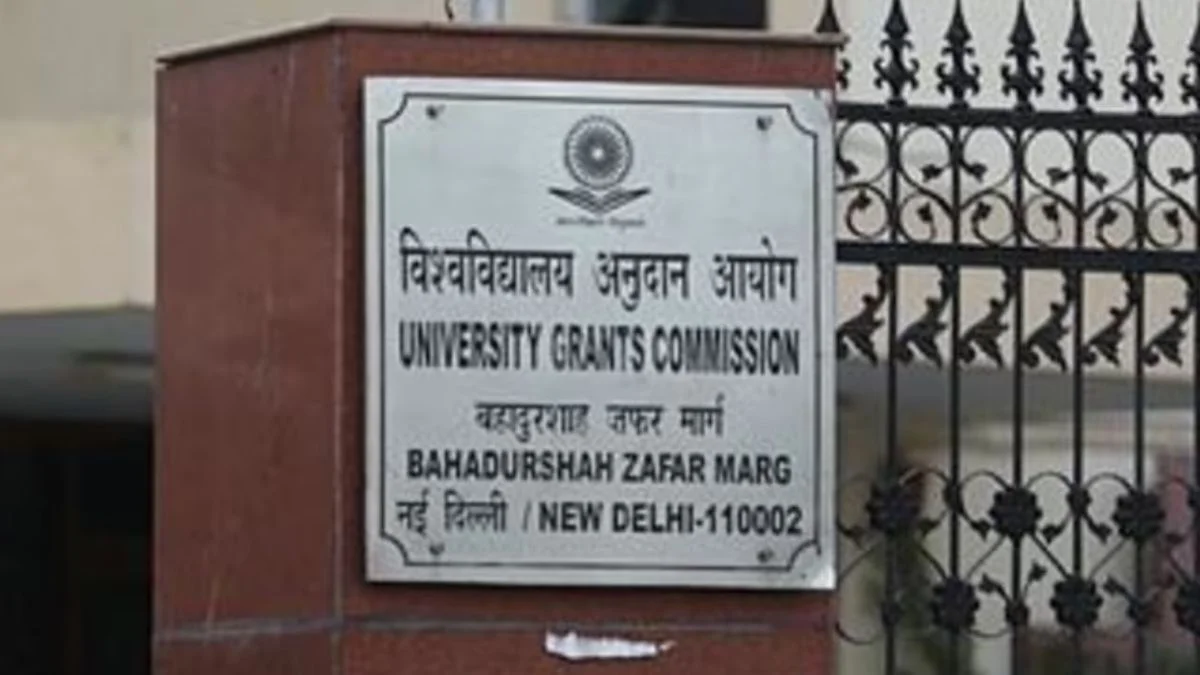 ugc innovative equality regulation 11 BJP office bearers RESIGN in Lucknow- UGC के नए नियम के विरोध की आंच बीजेपी तक पहुंची, 11 पदाधिकारियों ने दिया इस्तीफा | Jansatta
