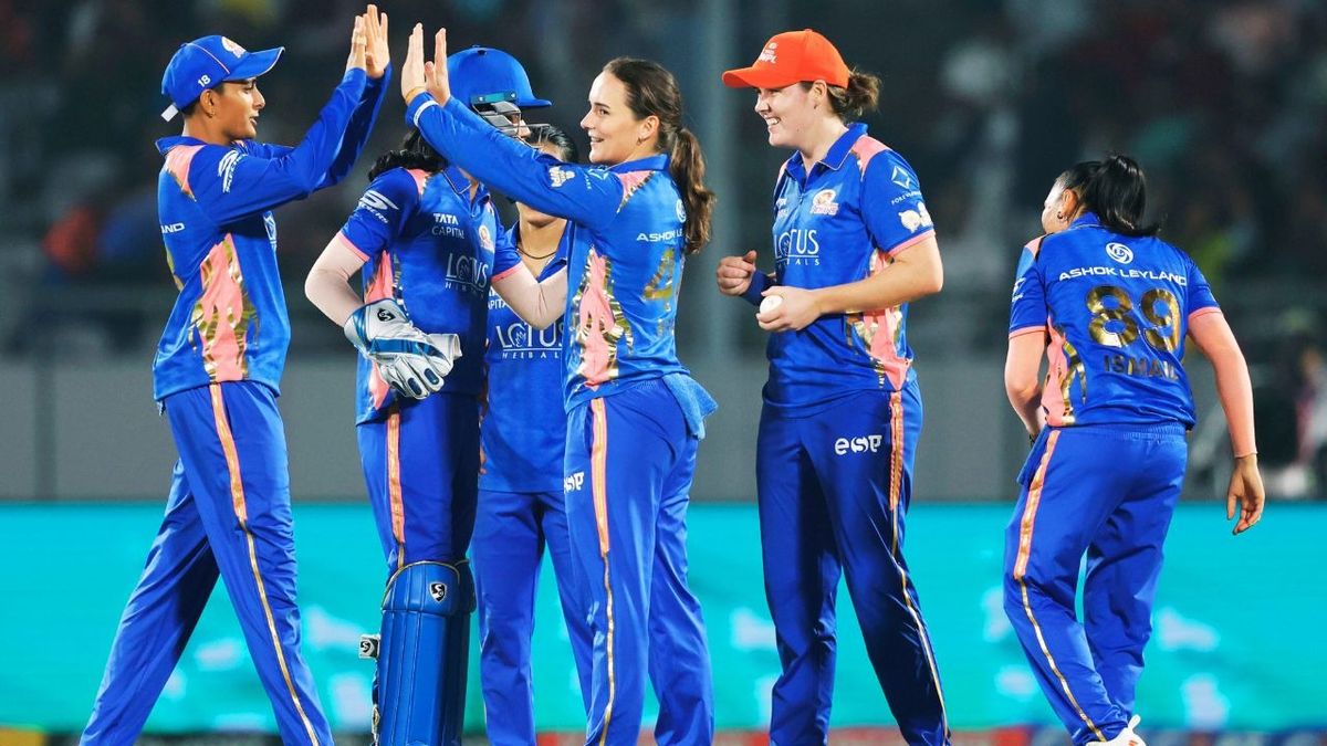 WPL 2026: RCB को जीत नहीं दिला सकी ऋचा घोष की 90 रनों की तूफानी पारी, मुंबई इंडियंस ने 15 रनों से हराया