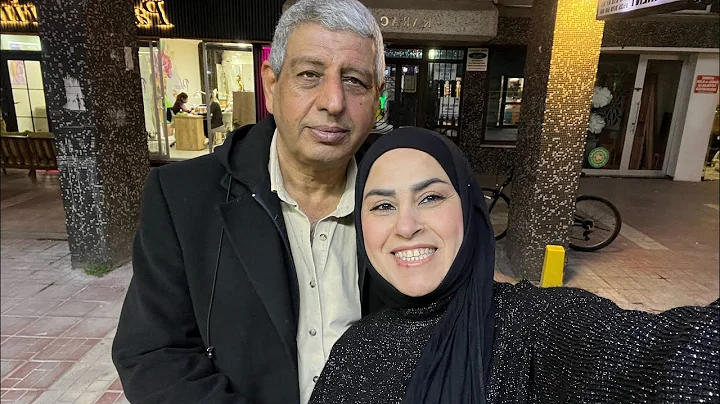 صبيحة اليوم الريوك عراقي 🙏 طلعنه نشتري ملابس احزرو العبر شتريته 