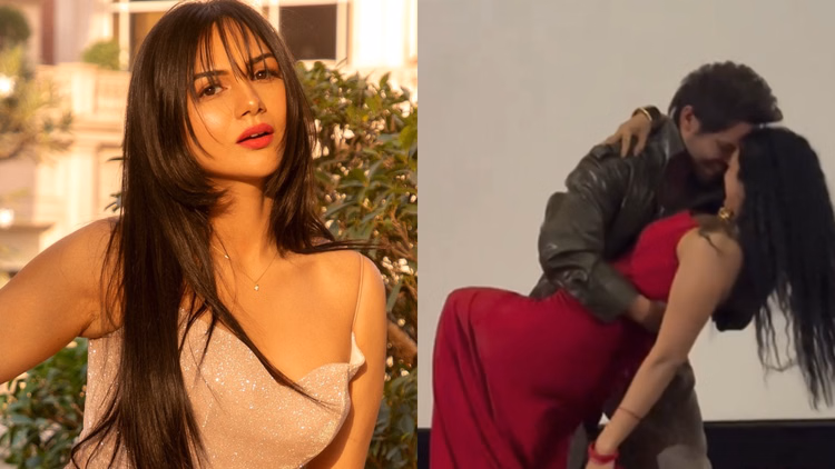 Akanksha Chamola:गौरव खन्ना की पत्नी आकांक्षा का वायरल वीडियो देख भड़के यूजर्स, बोले- बेशर्मी की हद पार कर दी - Akanksha Chamola Cozy Dance Video Viral From Dil Dhokha Aur Desire Promotion Got Trolled