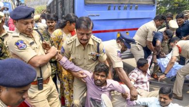 KANCHA GACHIBOWLI ROW: Telangana HC is directing the state government to stop working on 400 acre land package until April 3 amid protests | Today news