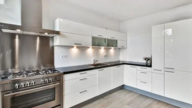 Best caffe chimney with automatic clean feature for Indian kitchens