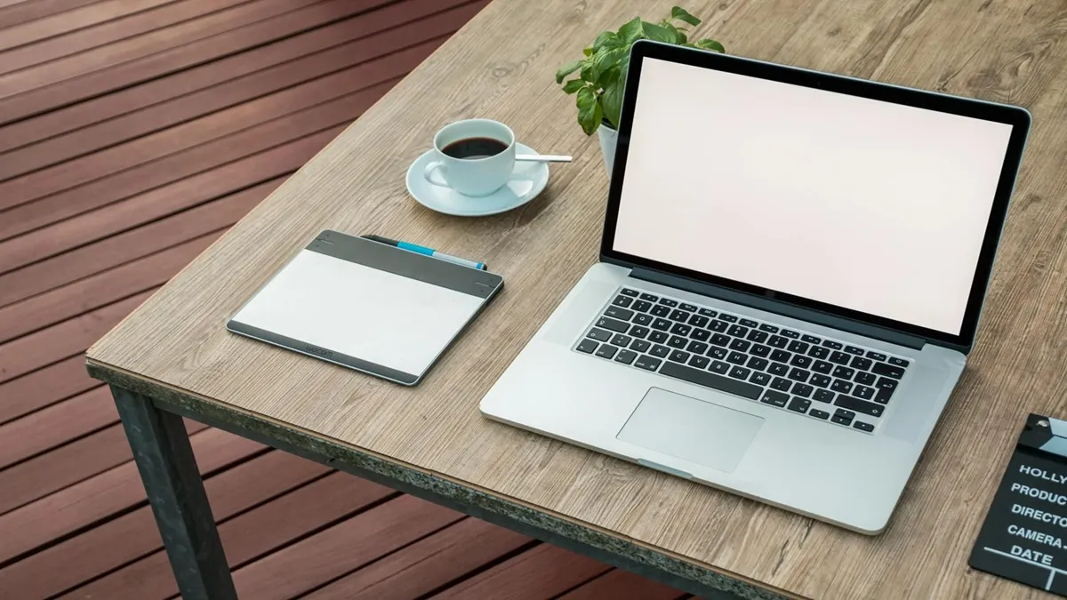 Top 15 inch laptop brands: Best options of HP, Dell, Lenovo, and more
