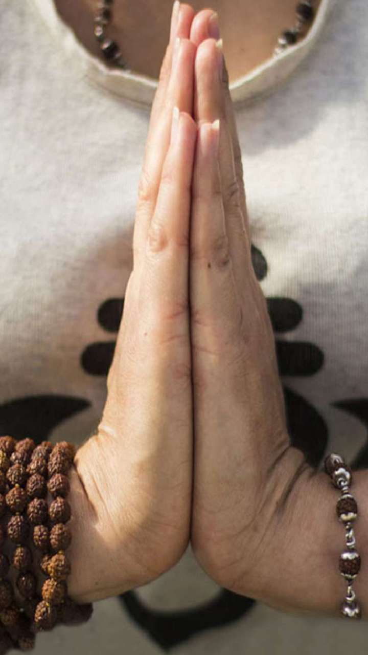 Sing this 3 miraculous mantras on Falgun Amavasya, Kangali will be overcome