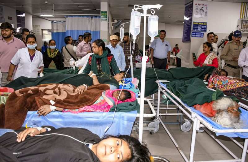 More than 100 people are sick after eating Kuttu flour in dehradun