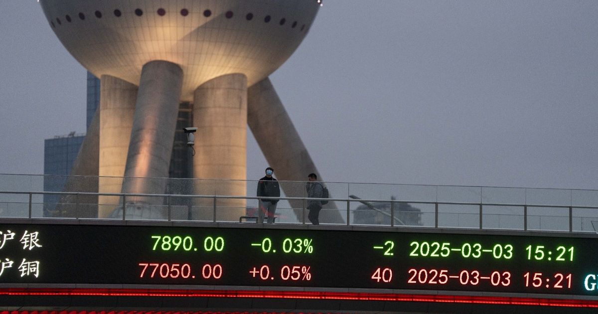 Asian stocks rise after Trump is excluded