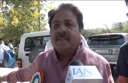 Discussion on Economic Crisis, including Foreign Policy in Session: Rajiv Shukla