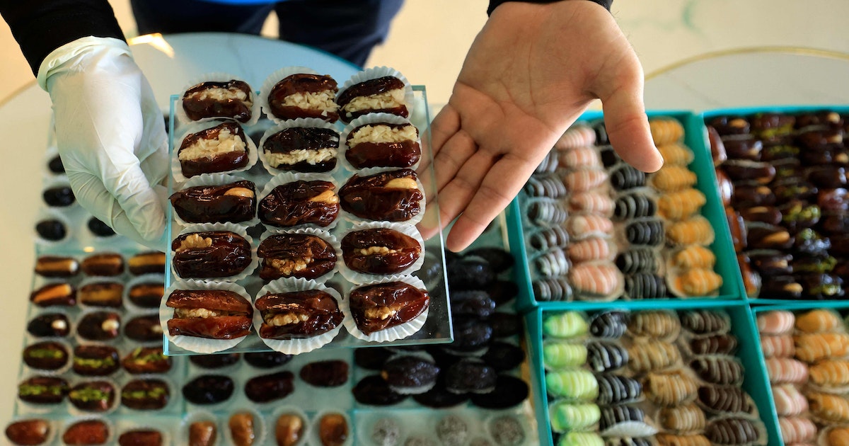 How to overcome the craving of food and the temptation of fast food?