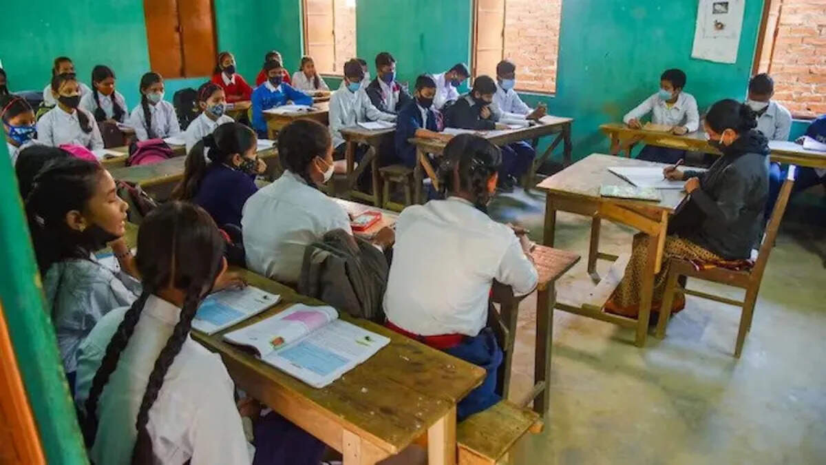 Maharashtra approves the new education policy 2020, Hindi was made compulsory as the third language for class 1 to 5