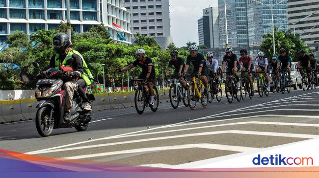 Pansda Metro called on the public this morning to avoid Sudirman-Thamrin during friendship