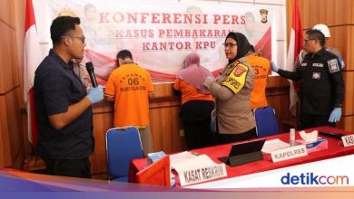 Treasurer KPU Buru Maluku Burns Office to avoid the RP 33 billion fund investigation