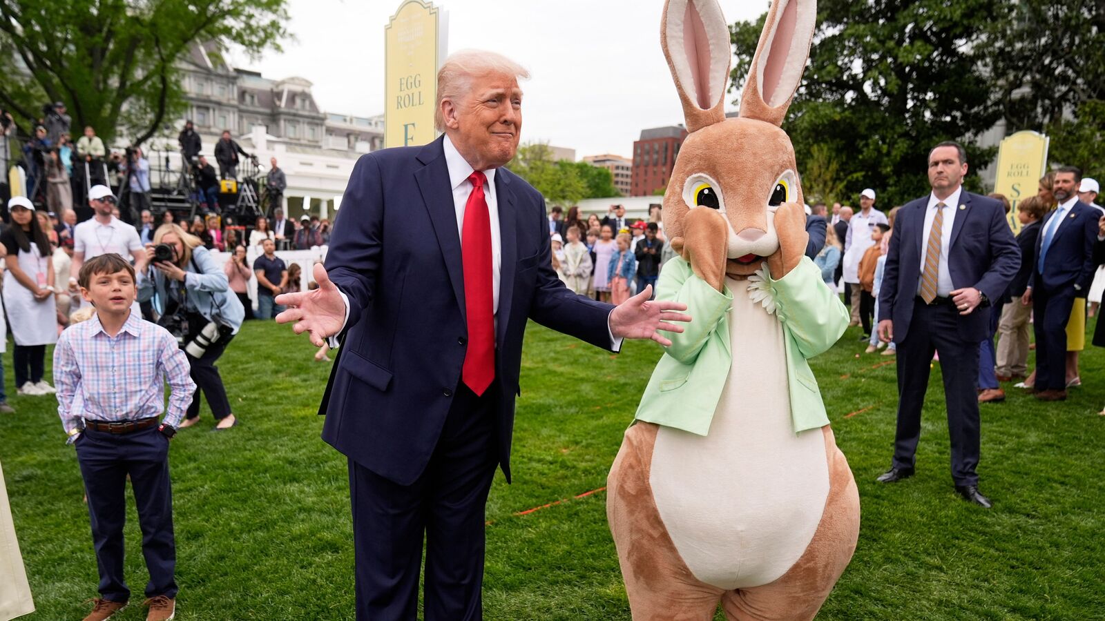 Trump opens the Easter egg role of the White House, says: ‘We bring back religion’ | Watch | Today news