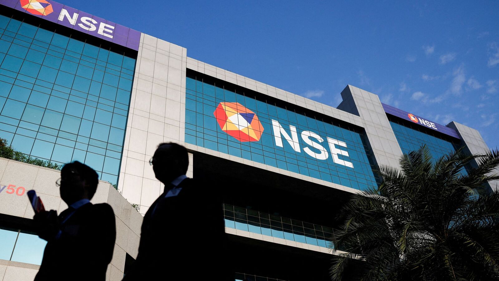 Share Market Today: Angel One, Tata Elxsi under 5 shares in F&O Bid on April 22 | Einsmark news