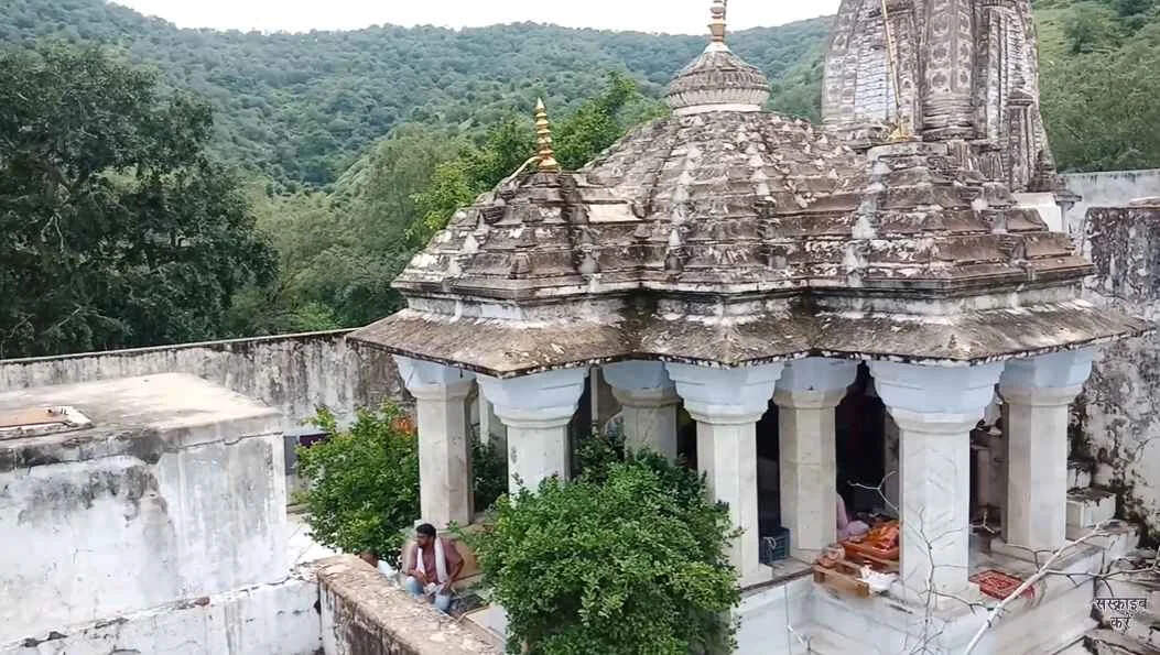 It is said that no one dares to stay here at night … Why is the second name of the fear in the video Bhuteshwar Mahadev Temple