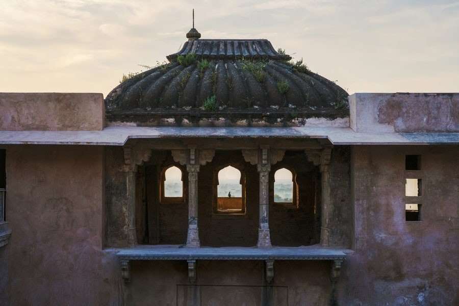 Is Sawai Madhopur’s Barwada Fort really full of mysterious powers? If you know what the tourists said in the video you will also be stunned