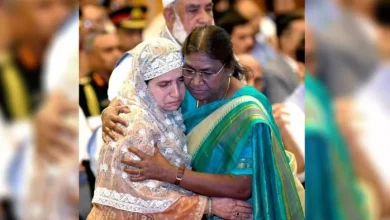 Shaurya Chakra winner Mudasir’s mother will not go to Pakistan, police said the truth of viral news on social media -Shaurya Chakra winner Mudassir Ahmed Sheikh mother Shamima Akhtar deported Pakistan after Pakistan