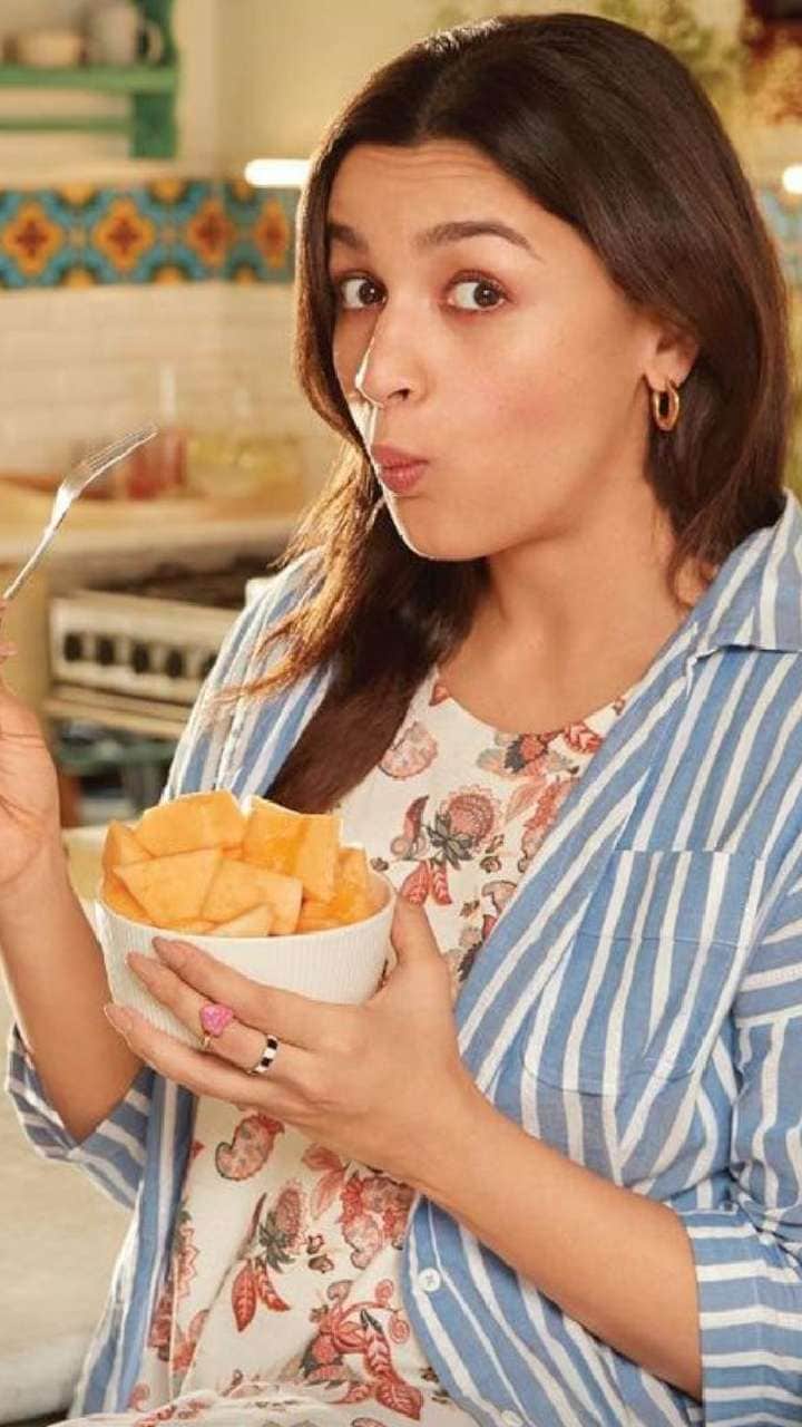 How do superstars hold for breakfast?
