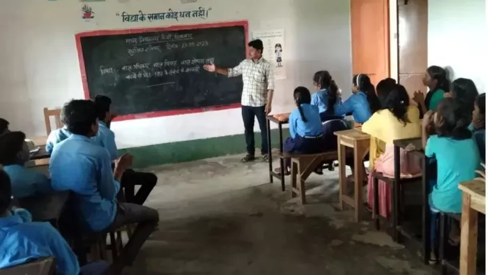 Bihar Education: Days of 31 Sanskrit Colleges of Bihar, new updates also brought about the salary of teachers – Anand Pushkar met the governor and raised his issues and received the insurance Bihar Education