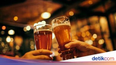 The overcrowded bar rejection in the South Jakarta Hotel, Jagakarsa Sub -District: Business License does not exist