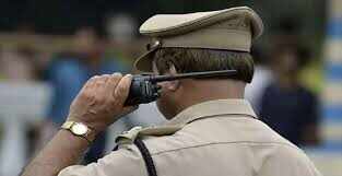 Case filed against 5 policemen, including ASI, knows in the video in the case