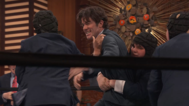 john-mulaney-versus-3-teen-boys:-who-received