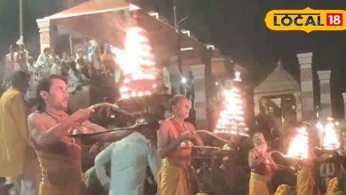 Saryu Ghat Aarti in Ayodhya: Sarayu Aarti in Ayodhya devoted to Indian soldiers