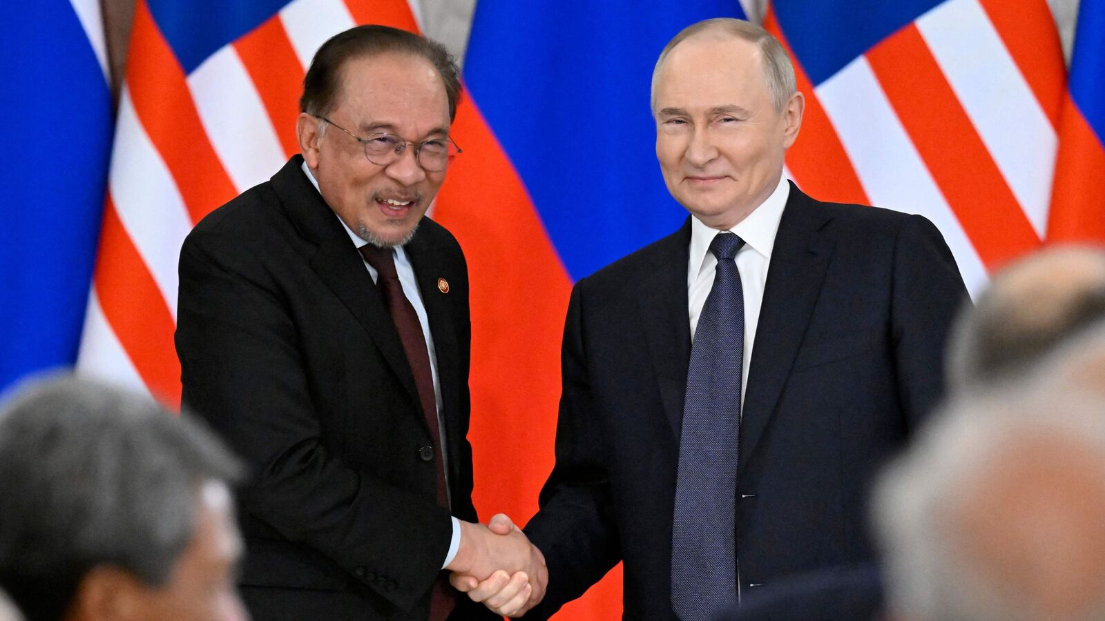 Russian President Vladimir Putin calls Malaysian Prime Minister Anwar Ibrahim ‘True Muslim’: Look at the hilarious reason why | Today news
