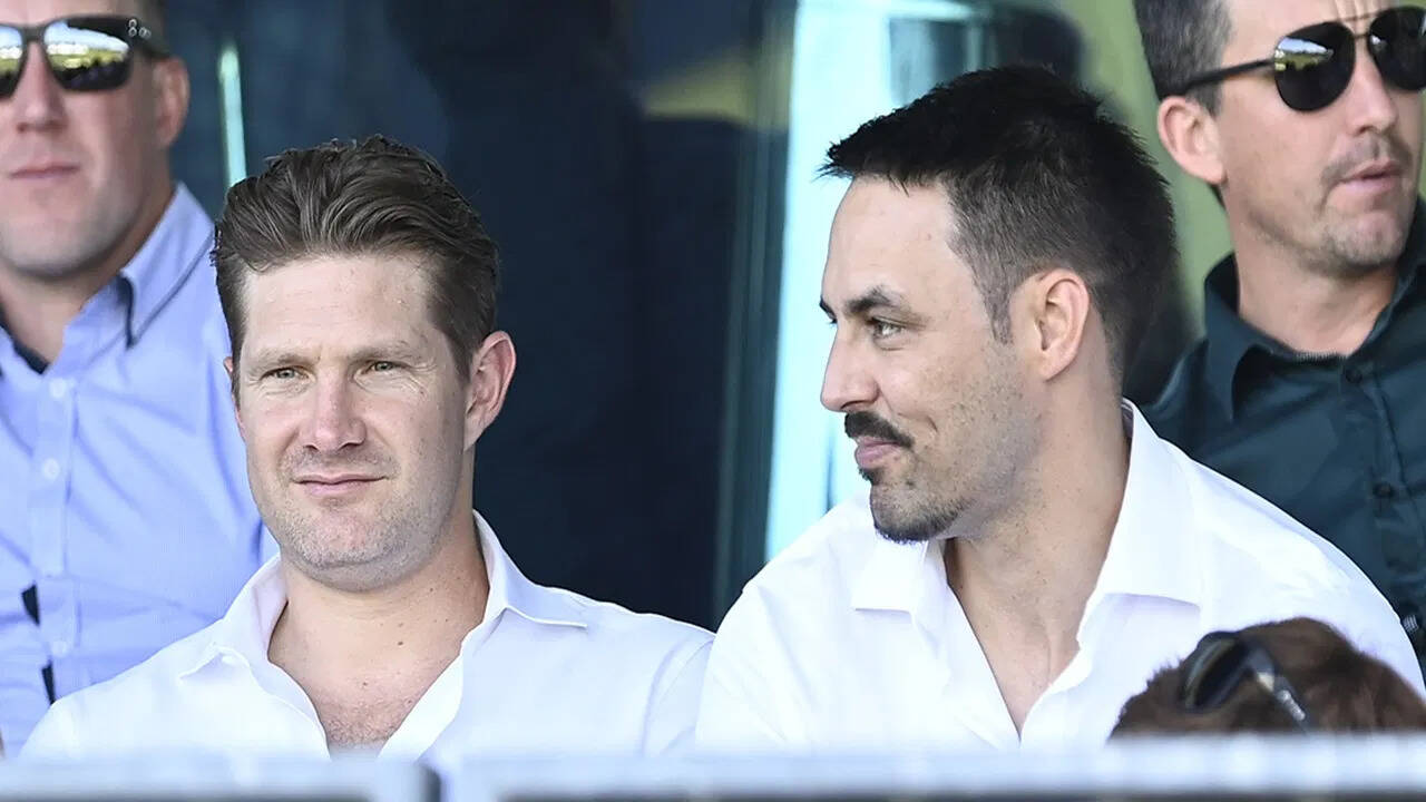Mitchell Johnson sat after earning 27 crores from India.