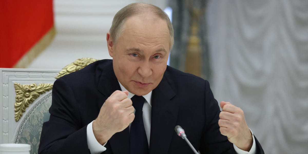putin-says-russia-need-to-‘strangle’-western-tech-companies-soundless-in-nation