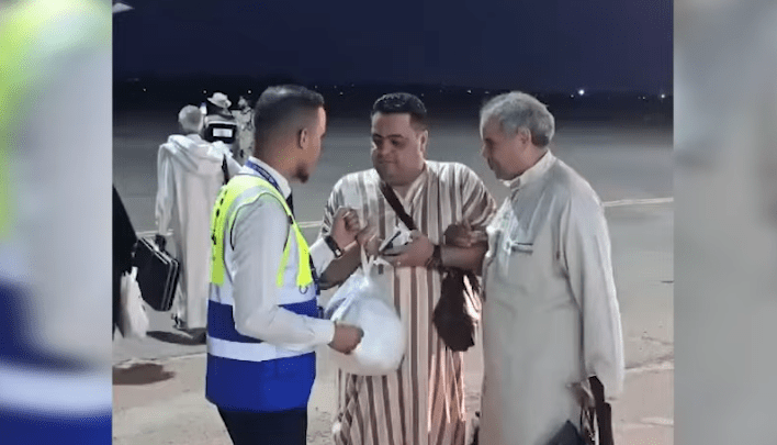 عامر.-قصة-يقين-بدأت-بتأخير-وانتهت-بمعجزة-في-طريق-الحج