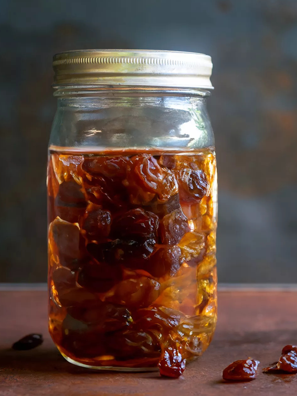 7 Benefits of drinking raisins water