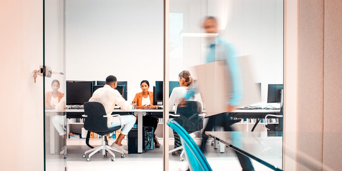 how-center-managers-can-adapt-to-job-changes,-for-linkedin-exec