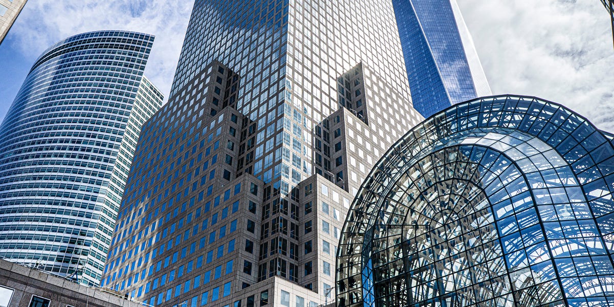 Brookfield lays off Executives in Further Pivot to Asset Management – ryan