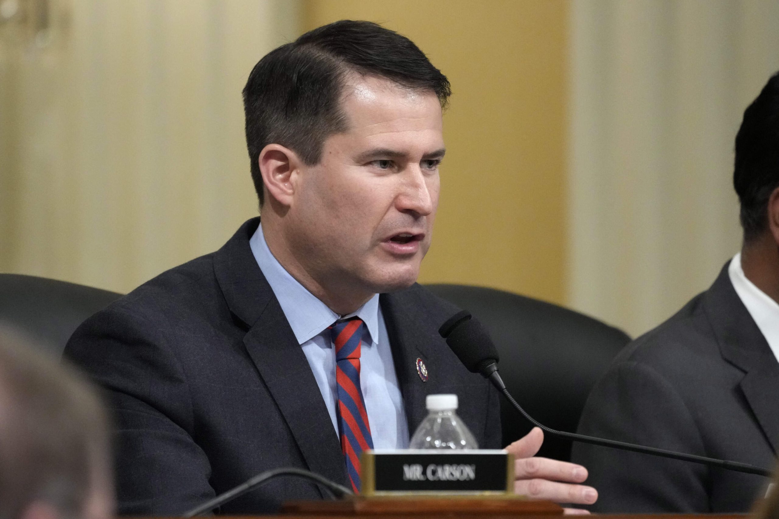 Rep. MOULTON SAYS MANY Marine Junior Honsor Orpicers Appposed to LA DEPLOYMENT – ryan
