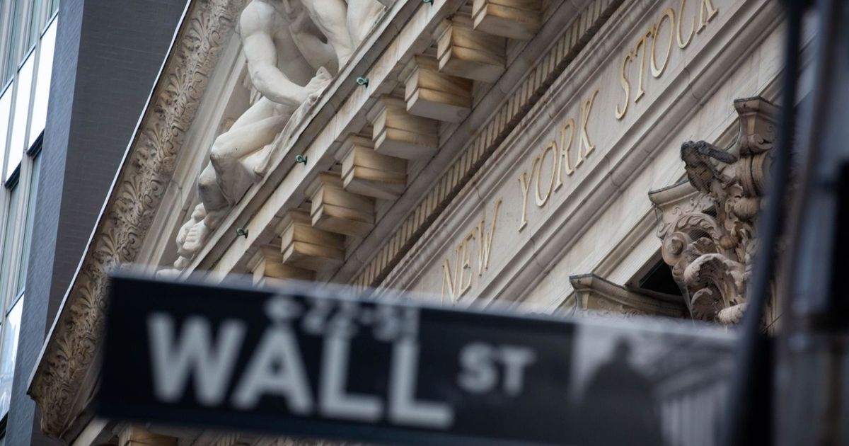 The shares of technology companies lower the pressure on Wall Street indicators