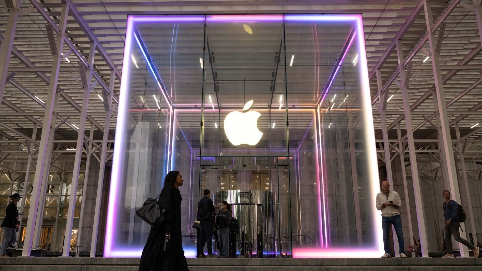 In the age of AI should open Apple
