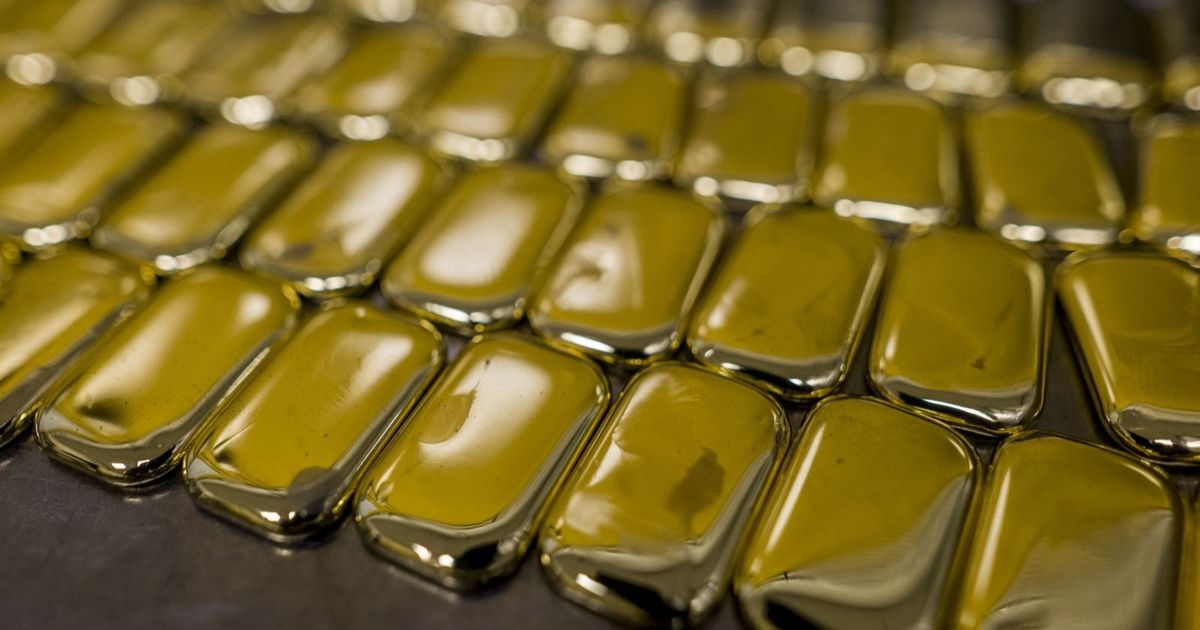 A slight increase in gold prices to federal warnings about inflation