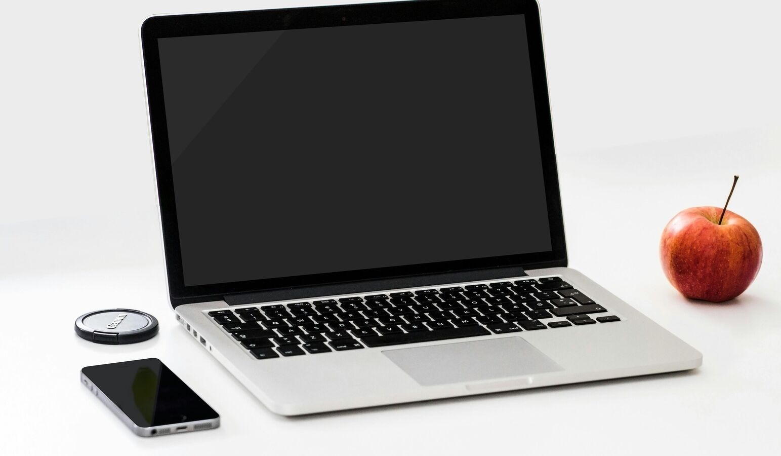 Best laptops under £ 40,000 (June 2025) with the latest processors, SSD storage and Windows 11 features, Top 10 Picks | Mint
