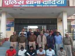 Violence between two groups during a cricket match in the Dadia police station in Sikar, learning in video and sabotage in stores