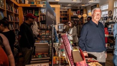 DOES LARRY GAGOSIAN LIKE HIS HAMPTONS BOOKSTOR? – ryan